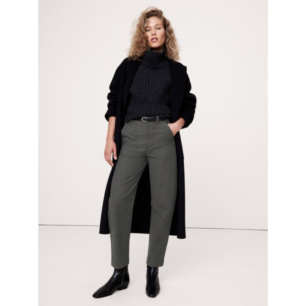 Banana Republic Gray High-Rise Slim Barrel Utility Cropped Chino Pants Size 4